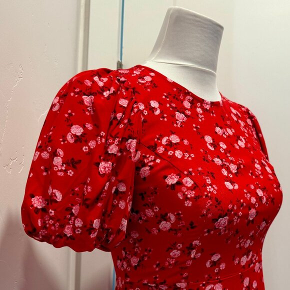 Old Navy Midi Puff Sleeve Dress in Red Floral - Picture 4 of 8